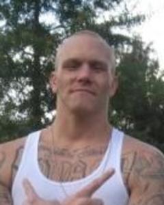 Man, 44. asansone