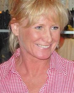 Woman, 65. racefan314