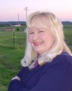 Woman, 74. kat0471