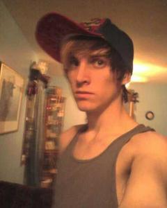Man, 32. zombieskittles