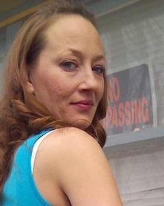 Woman, 46. chasrat