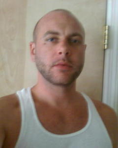 Man, 44. kev27857