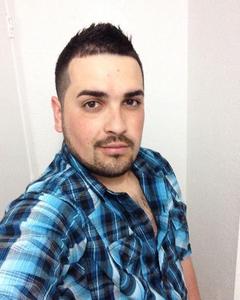 Man, 34. Junior0115