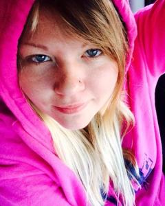 Woman, 32. Linds2738