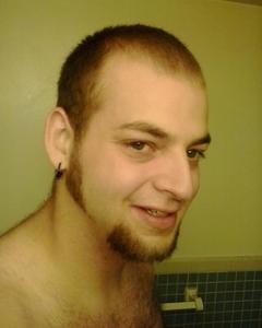 Man, 32. cwalak