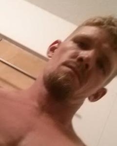 Man, 41. majikle