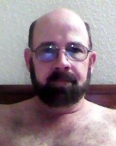 Man, 60. shorthang3171