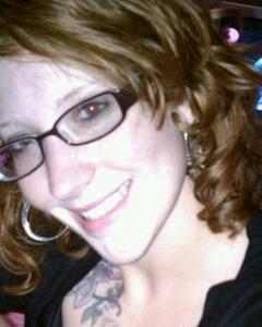 Woman, 35. ladyred3229