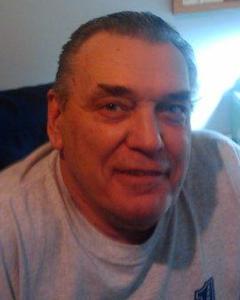 Man, 80. ole1016808