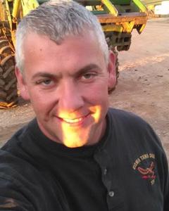 Man, 46. Bruce_25