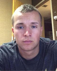 Man, 30. CmcCue2433