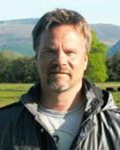 Man, 45. Moln
