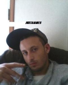 Man, 40. juxtajames