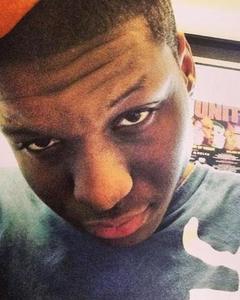 Man, 30. SAVAGELIFE0256