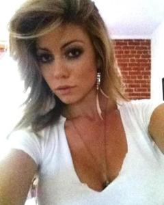 Woman, 32. ChelseaSewell5