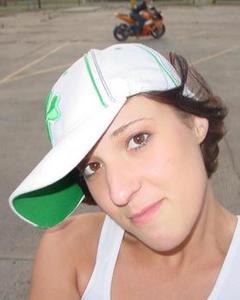Woman, 37. bareandbald