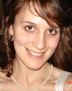 Woman, 34. fallingunder