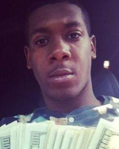 Man, 34. MylesTaylor1