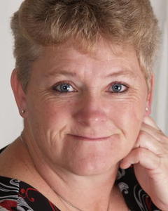 Woman, 59. GAIL823