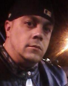 Man, 44. Steve0343