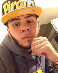 Man, 29. E_Flexx