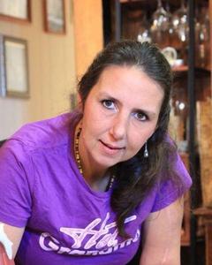 Woman, 57. scarred0485