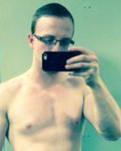Man, 34. jjoeey