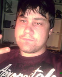 Man, 40. taz0263