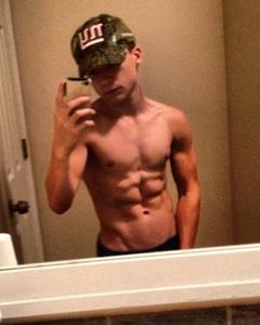 Man, 38. Tommy8240163