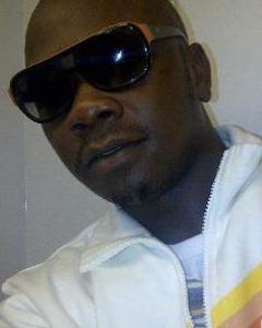 Man, 42. binobebo