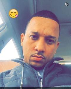 Man, 44. Vacilon