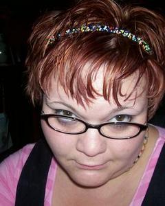 Woman, 45. Leah278