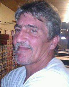 Man, 63. kev018037