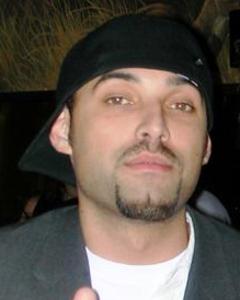 Man, 49. usamy