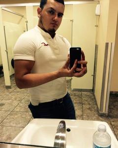 Man, 30. MarP0l0