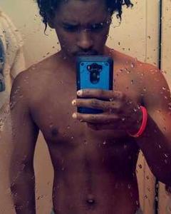 Man, 28. YOUNG_KING1651