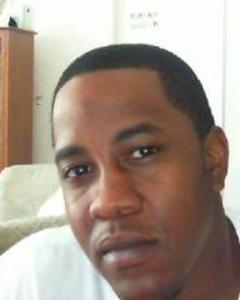Man, 44. dee11800