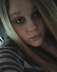 Woman, 34. Rhiannon2256