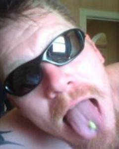 Man, 46. gatisfaction