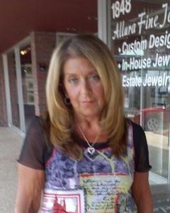 Woman, 72. GRNEYEDLDY1