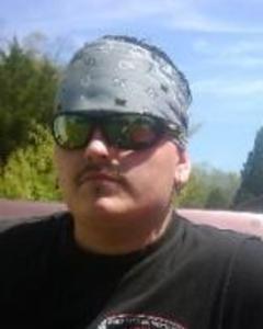 Man, 32. semi2230