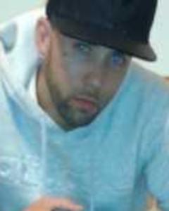 Man, 43. esco1120