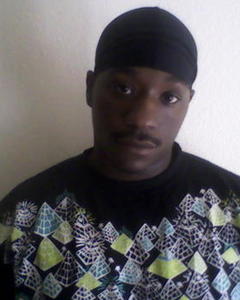 Man, 40. fone038