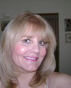 Woman, 72. Lindactress22