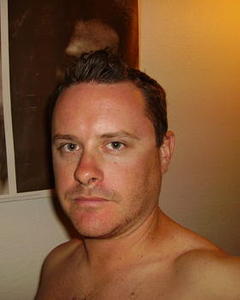Man, 44. atomup