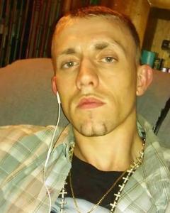 Man, 38. D_DuB4631