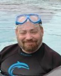 Man, 75. builder696921