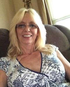 Woman, 60. Tina4577