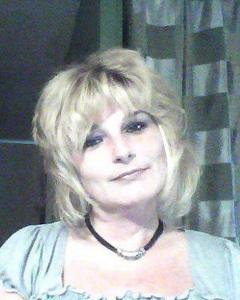 Woman, 51. LAURIE7467