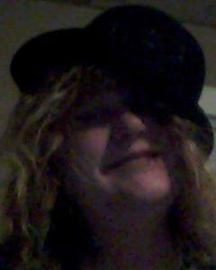 Woman, 64. Qlassy